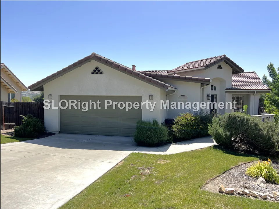 1527 Via Briza Ct