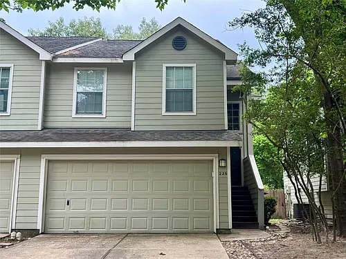 226 S Walden Elms Cir Photo 1