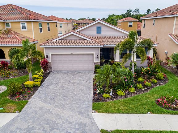 3rd image of 3035 Oriole Dr