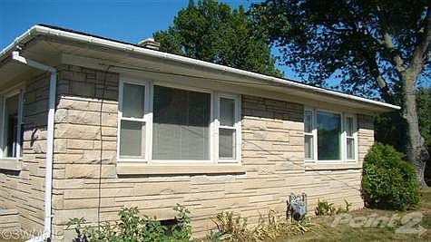 5th image of 2125 Truman Dr