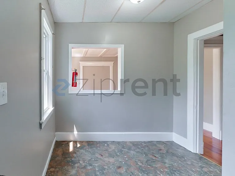 30 Forest Park Ave #1 — Photo 11