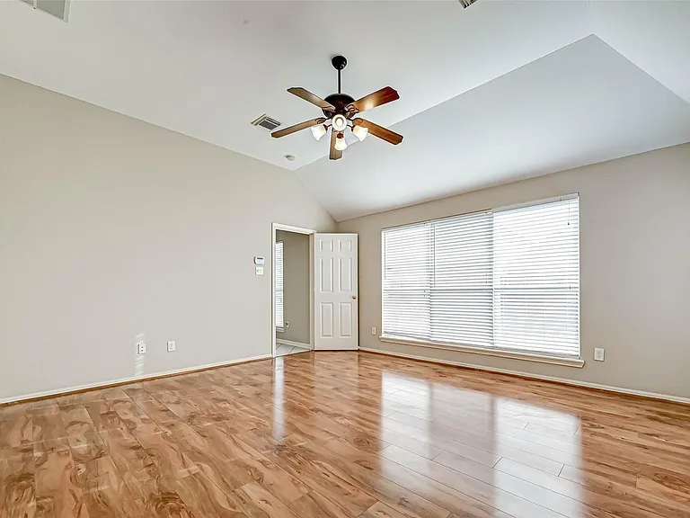 21923 Shady Heath Ln — Photo 21