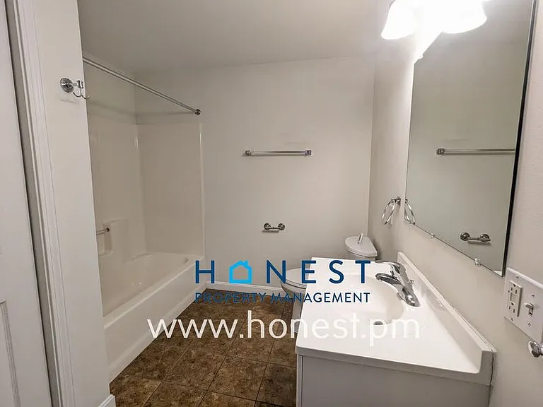 5 Crooker St #2 — Photo 21