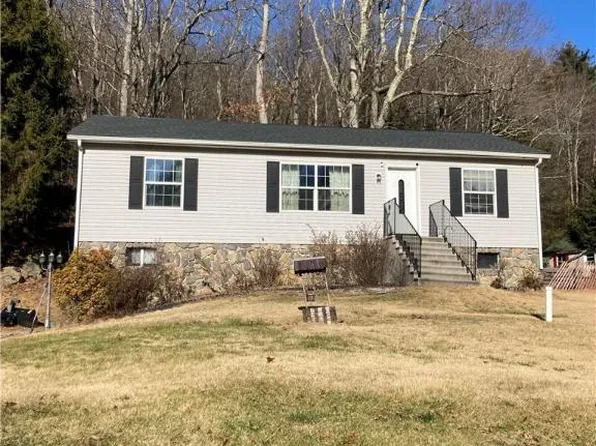 363 Owl Creek Rd, Tamaqua, PA 18252