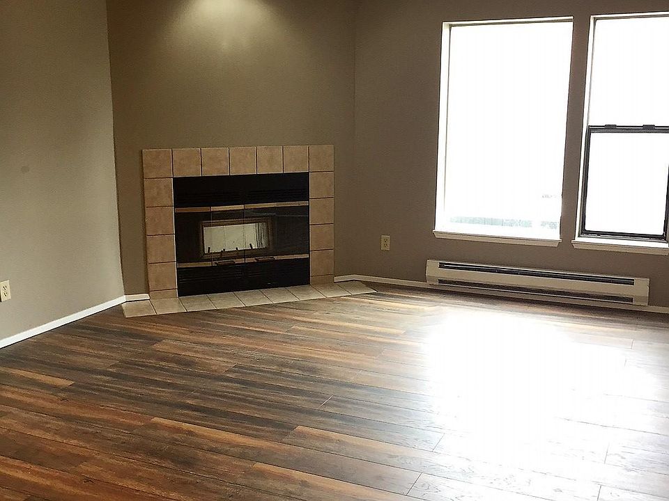 1st image of 1214 N 137th St APT 42
