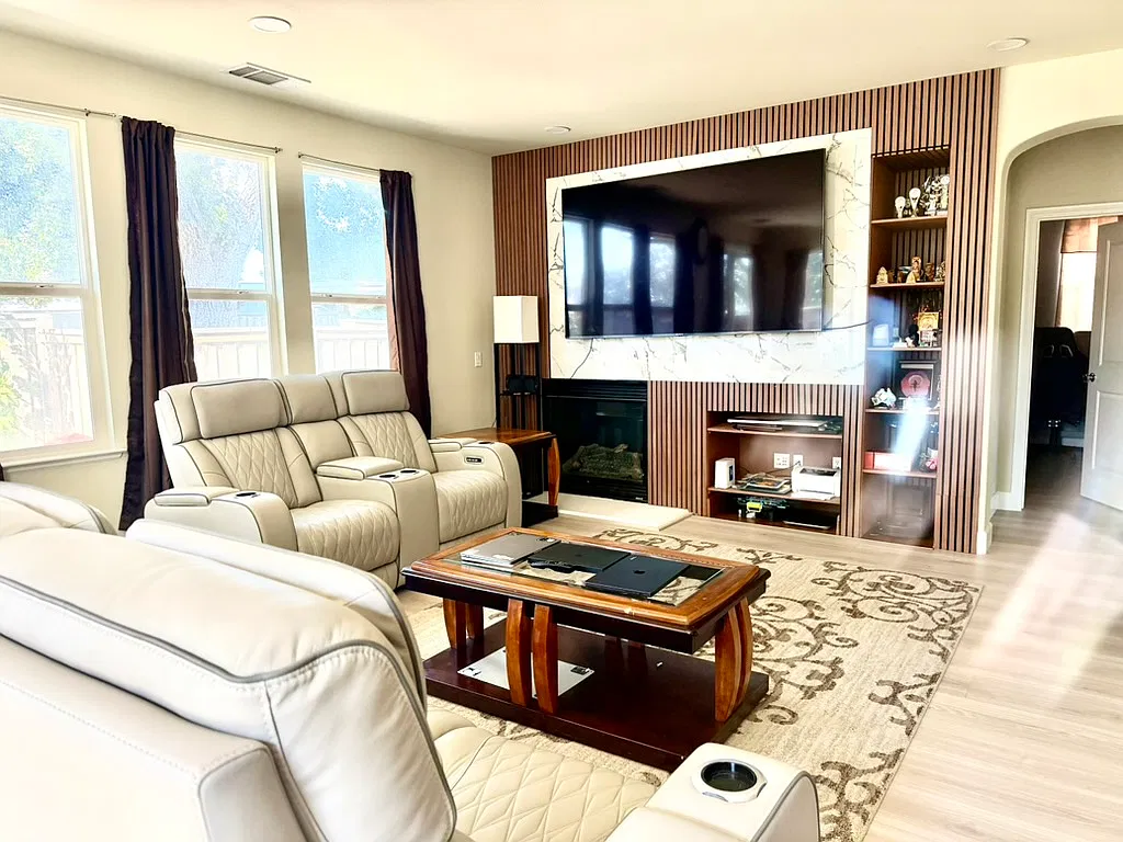3 bed, 2195 sqft, $4,750 — Photo 3