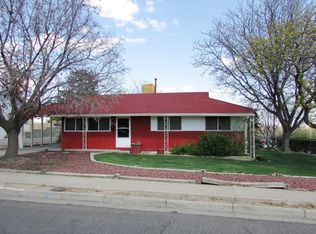 1500 N Carlton Ave, Farmington, NM 87401