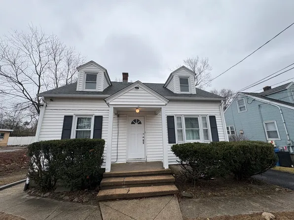 1112 Meriden Rd #2A, Waterbury, CT 06705