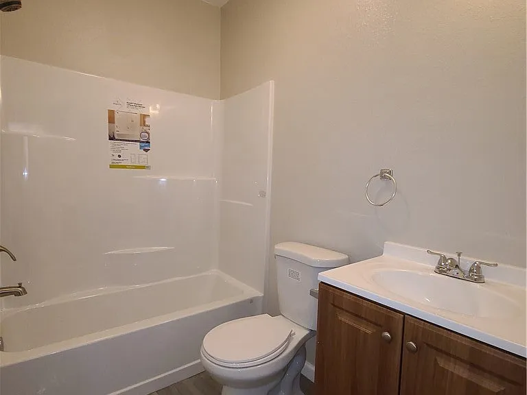 3613 Grand Ave — Photo 9