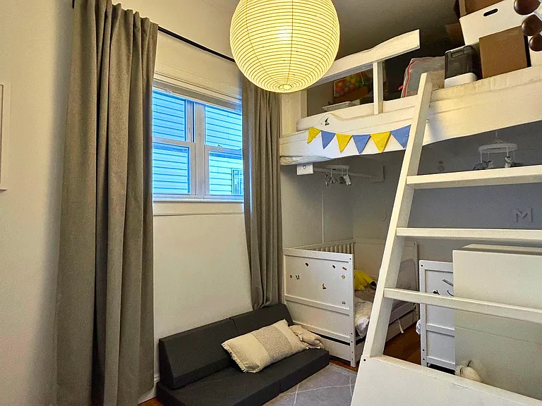 66 Irving St — Photo 11