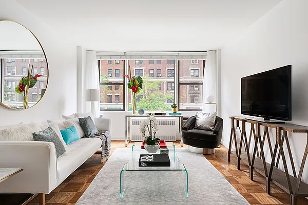 Sold by Compass | media 2