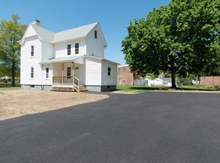 427 Bay St, Springfield, MA 01109