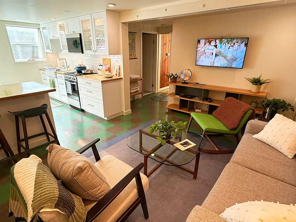 Comfort & Entertainment