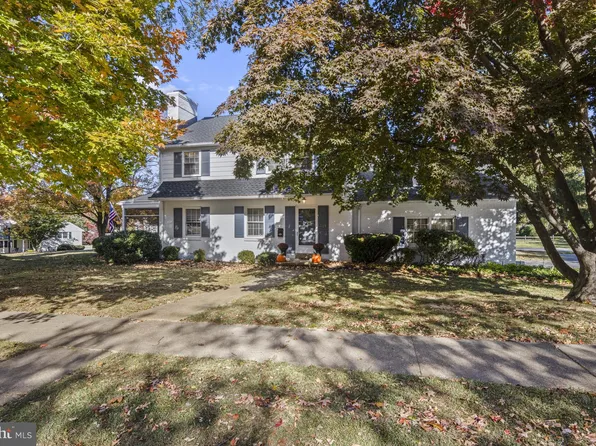 321 Waycross Rd, Wilmington, DE 19803