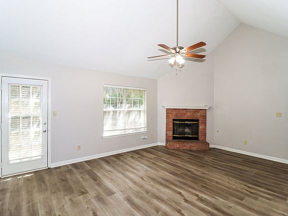 4th image of 1012 Coolidge Cv