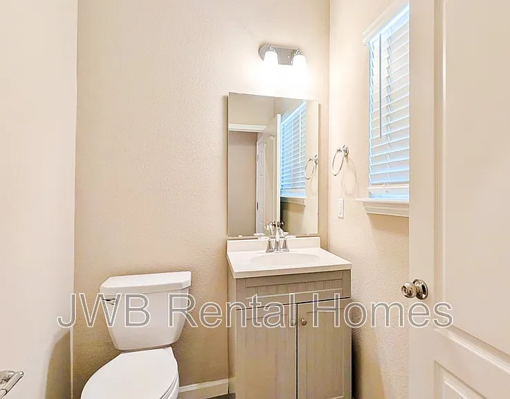 1635 Pottsburg Point Dr — Photo 16