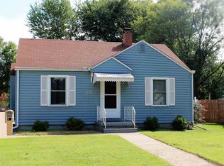 2111 West Ct, Clinton, IA 52732