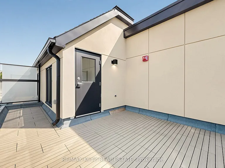 1670 Victoria Park Ave #213 — Photo 38