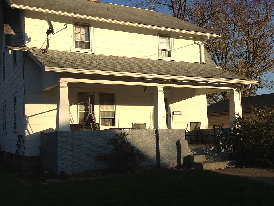 1st image of 142 N Buena Vista St