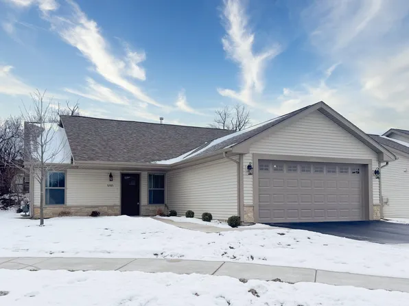 5785 Jackies Dr, Loves Park, IL 61111