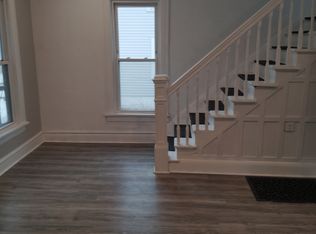 746 N Schuyler Ave, South Holland, IL 60473