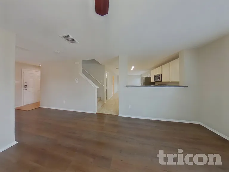 1221 Dianthus Dr — Photo 16