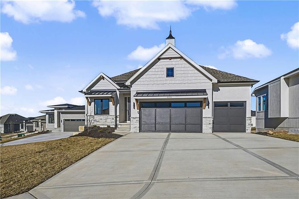 22152 W 94th Ter, Lenexa, KS 66220 | Zillow