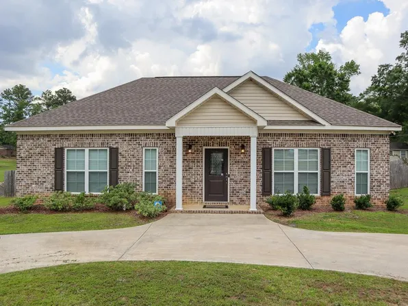 141 Beauville Dr, Kinsey, AL 36303