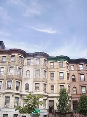 Rented by Perry Associates NYC Inc | media 38