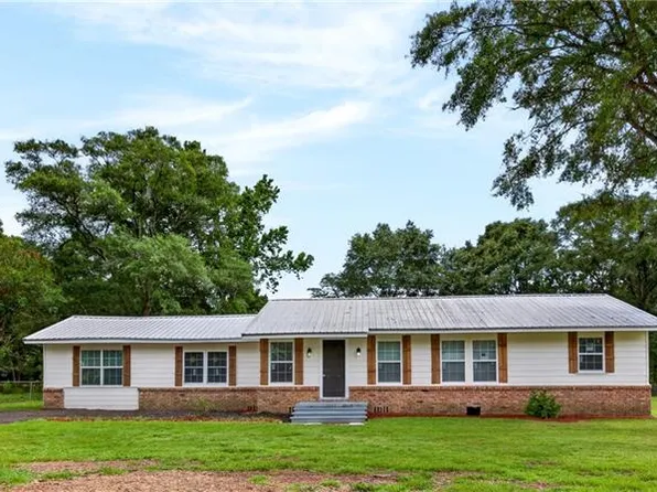 8051 Aloyis Dr, Theodore, AL 36582