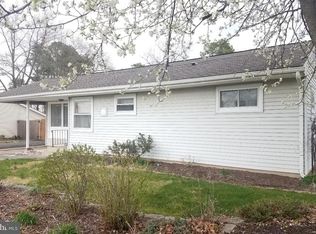 61 Holly Blvd, Southampton, NJ 08088