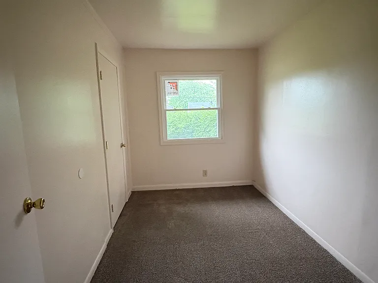 4010 Middlehurst Ln — Photo 7