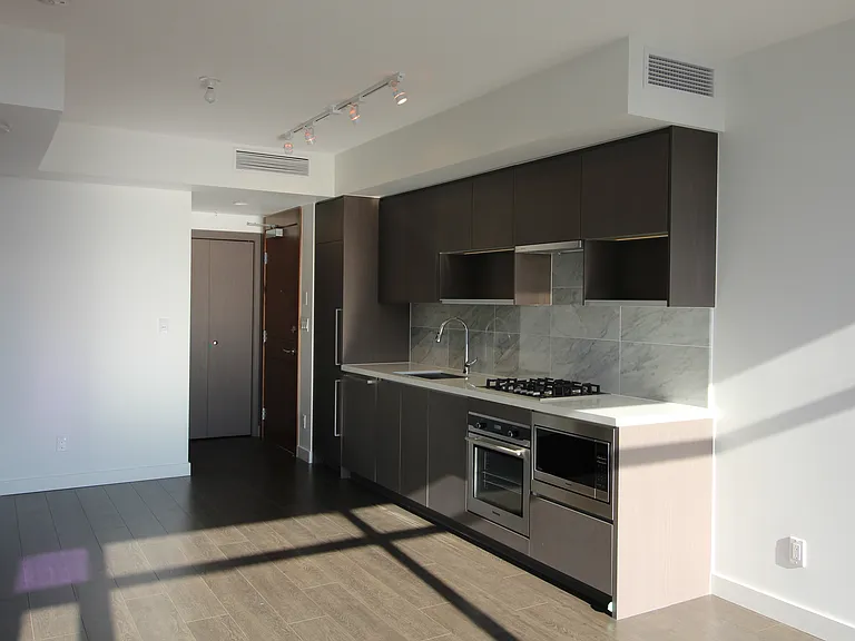6538 Nelson Ave #3006 — Photo 2