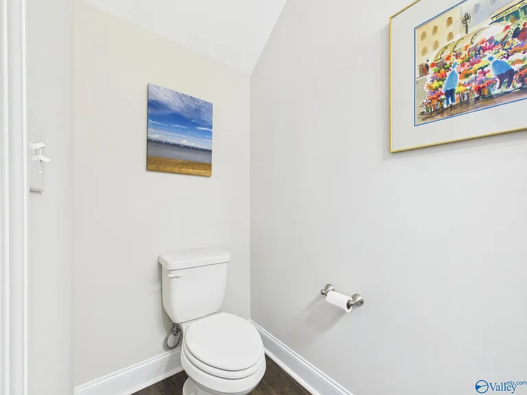 34 Pine St NW — Photo 10