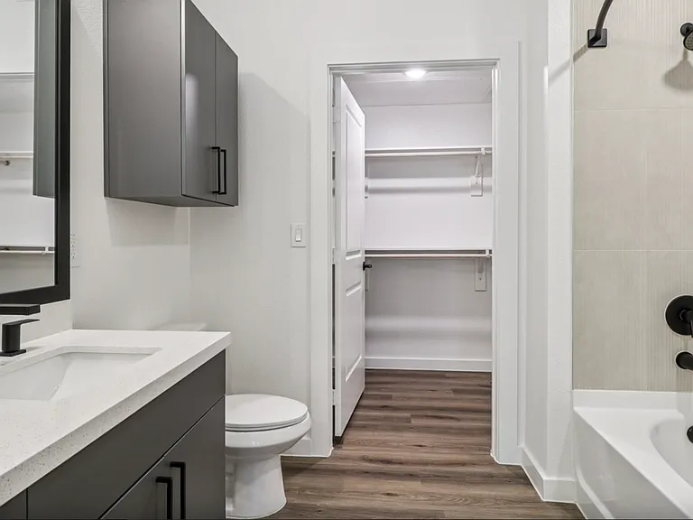 1205 Gateway Blvd #1311 — Photo 9