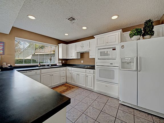 Brookwood Village Kitchen