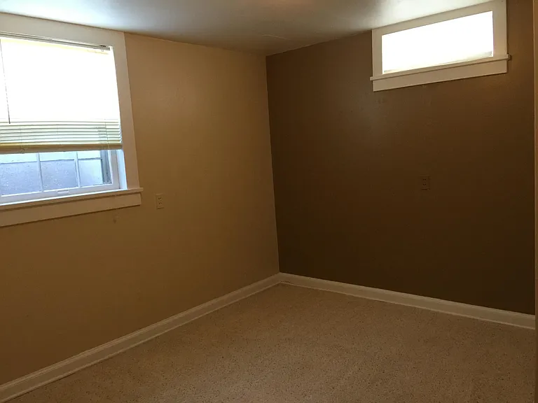 Lower bedroom