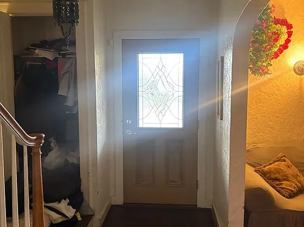 105 Hillson Ave, Pittsburgh, PA 15227