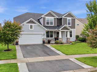 8359 Cottonwood Ln N, Maple Grove, MN 55369