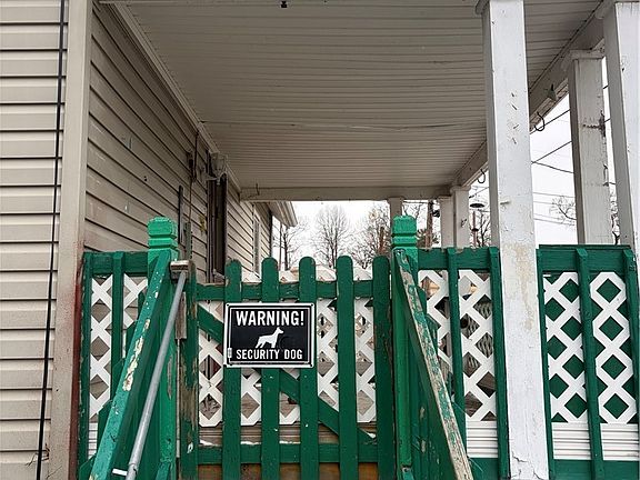 4th image of 2601 Cypress St