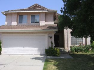2419 Country Manor Dr, Riverbank, CA 95367