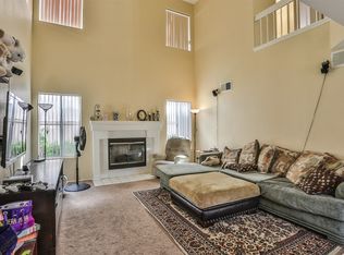 1572 Green Oak Rd, Vista, CA 92081