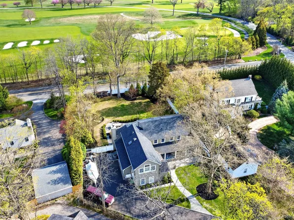21 Midland Street, Cold Spring Harbor, NY 11724