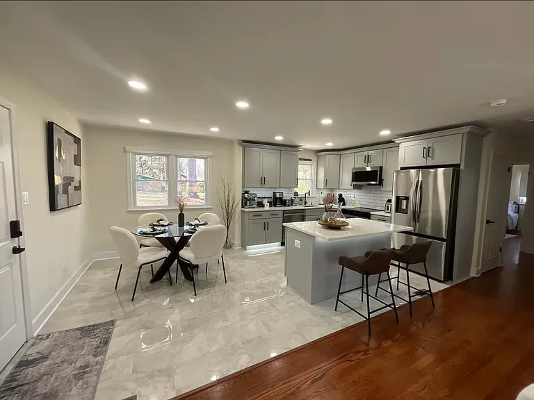 4130 Berritt St — Photo 15