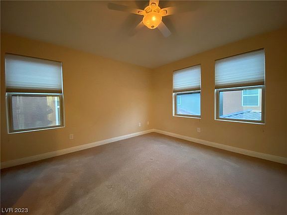5th image of 10245 Mayflower Bay Ave