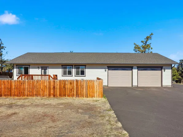 8560 6th St, Terrebonne, OR 97760