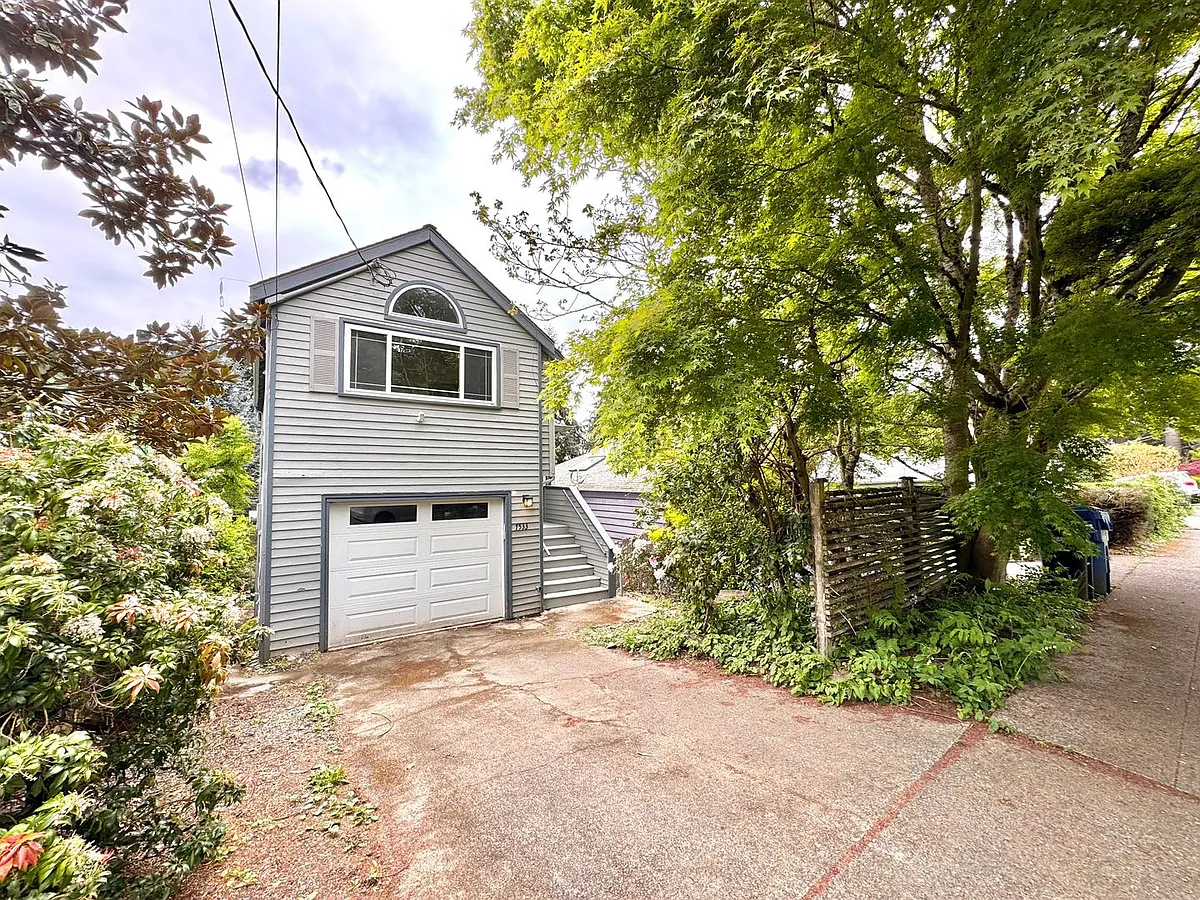 Building Photo - 7533 30th Ave NE