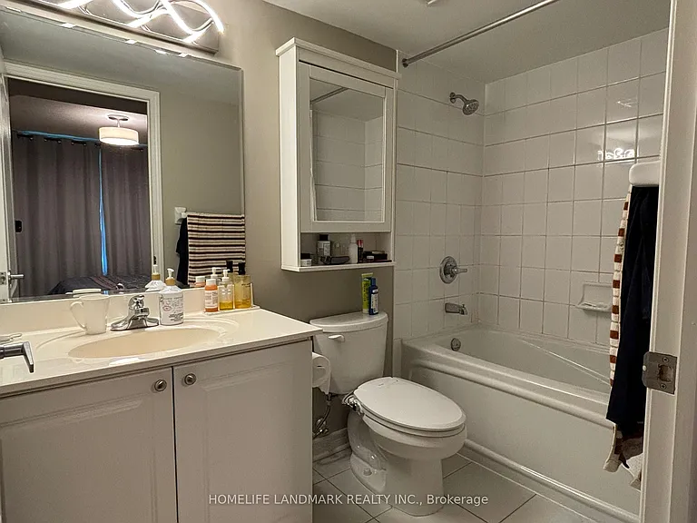 17 Barberry Pl #1611 — Photo 10