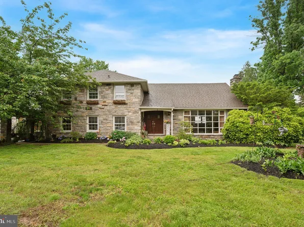 1 Locust Ln, Media, PA 19063