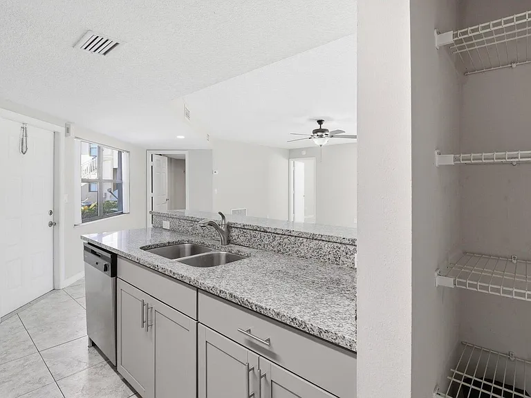 2625 Heathcote Dr #2647 — Photo 15